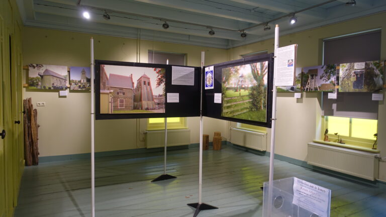 Expositie: Friese klokkenstoelen in 3D — museum-expo in Oudemirdum
