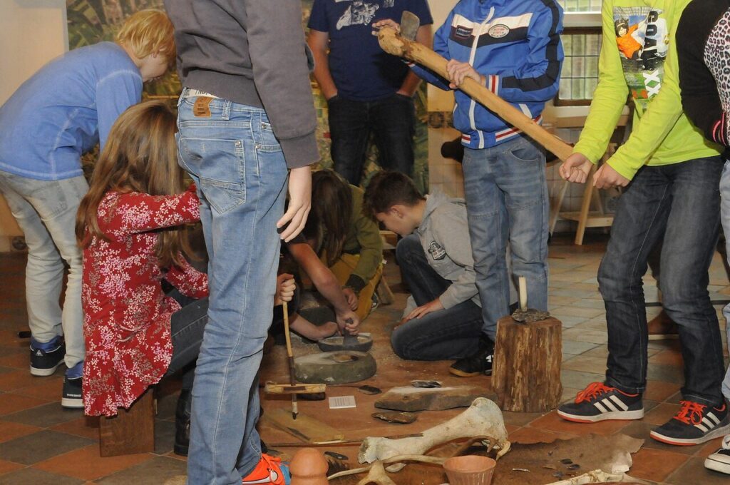 Lezing Reacties Boek Huize Rijs en haar Personeel in Oudemirdum